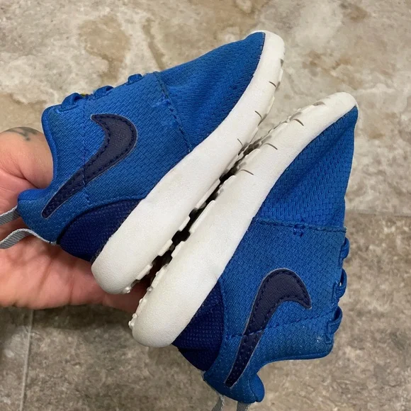 Nike | Baby Roshe One | 4C - Picture 3 of 5